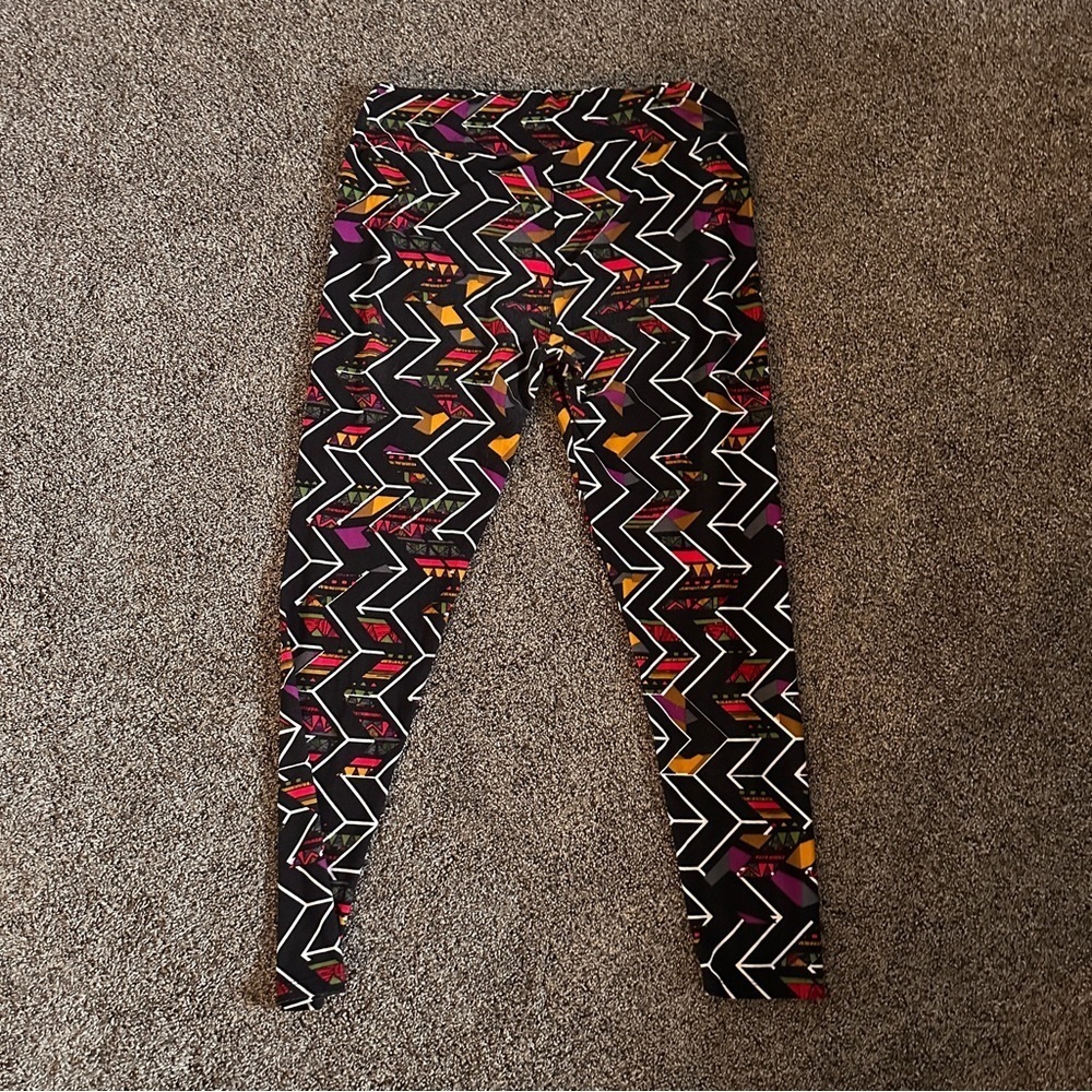 Womans L/XL Black Geometric Print Leggings Boho Tribal Zigzag High Waist Stretch - Picture 2 of 4